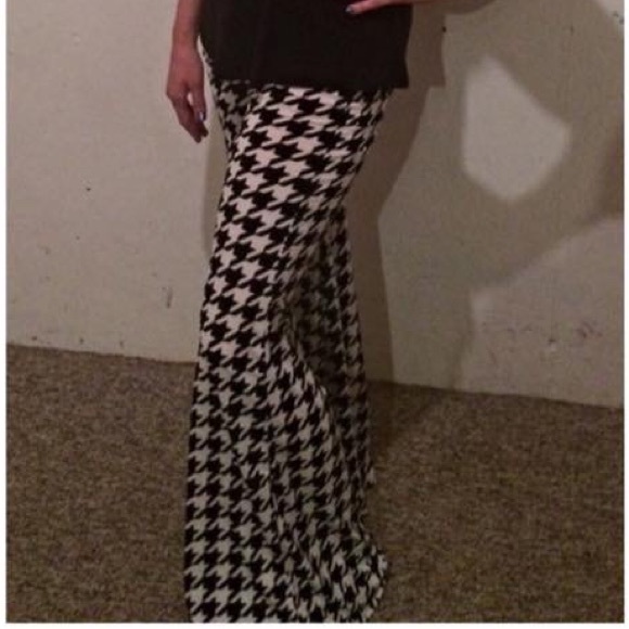 Houndstooth palazzo pants - Picture 2 of 2